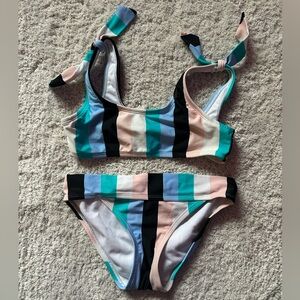 Girls 2 piece swimsuit Size 7/8